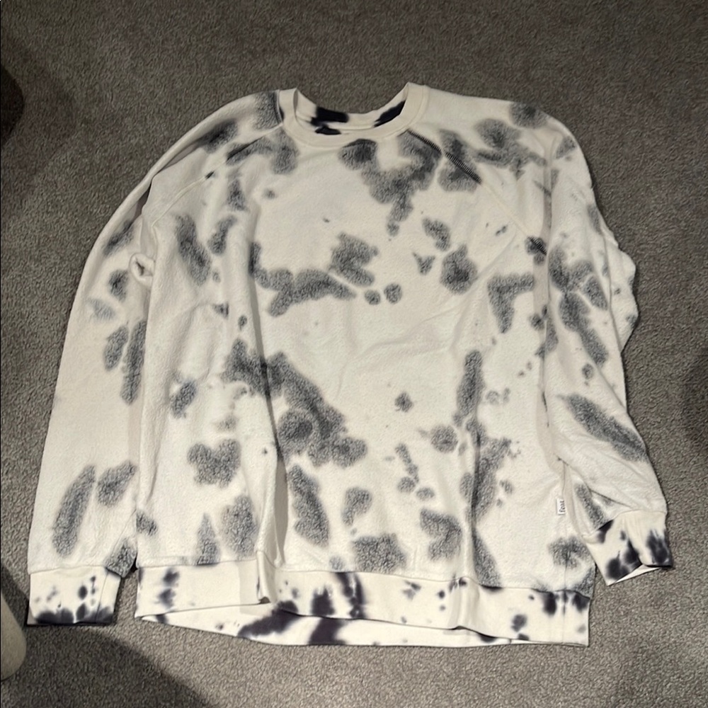 FEAT Blanketblend Abstract Black and White Crewneck Sweater